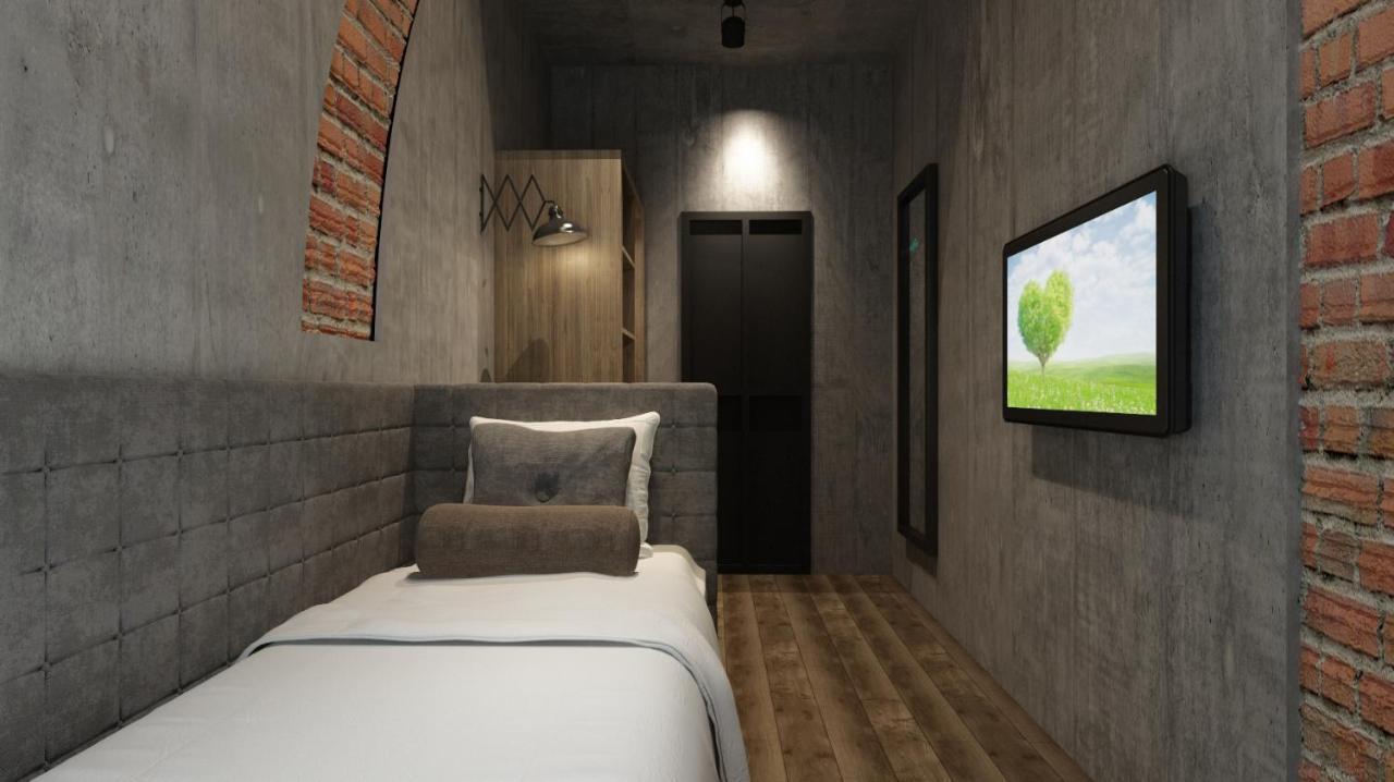 Brown Hotel Джордж Таун Екстериор снимка
